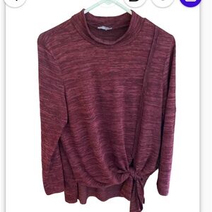Zoe women’s‎ lightweight sweater with tie accent. Size medium Heather maroon.